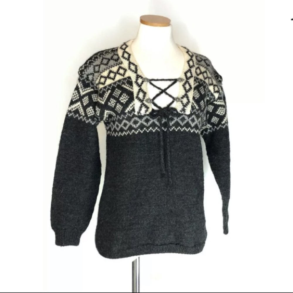 Handmade Wool Sweater Dark Gray Diamond Pattern